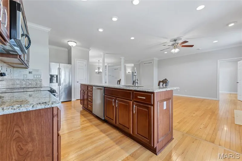 253 Meadows Of Wildwood Boulevard, Grover, MO 63040 — listing photo 18 of 53