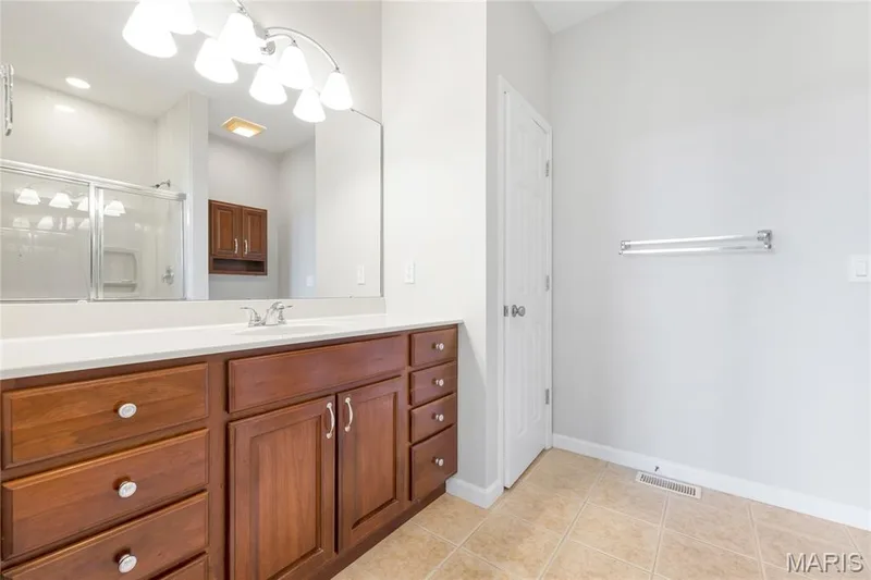 253 Meadows Of Wildwood Boulevard, Grover, MO 63040 — listing photo 24 of 53
