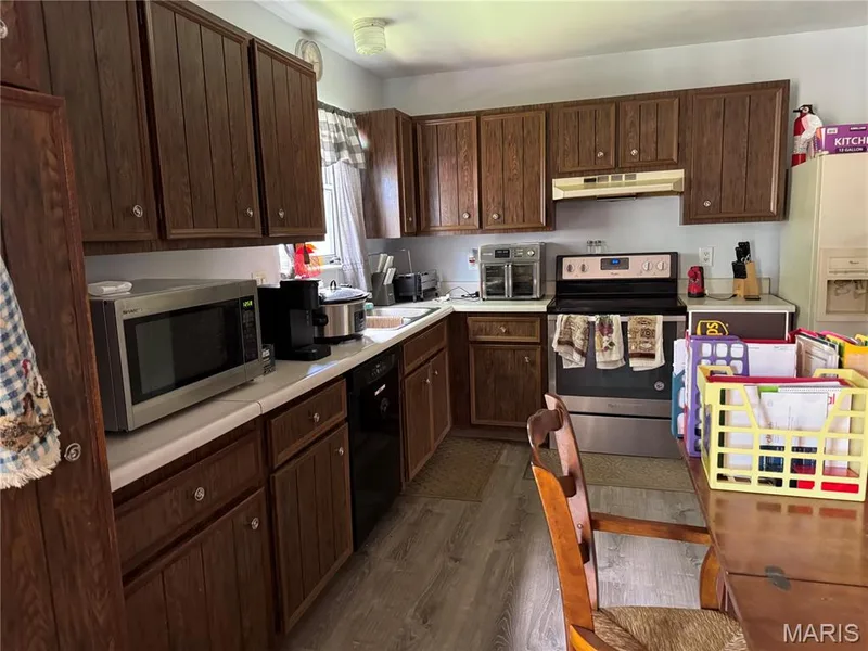 38 W Garden Walk Drive, St Peters, MO 63376 — listing photo 3 of 26