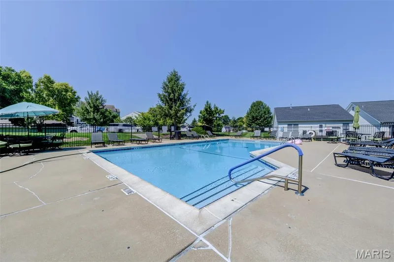 Great subdivision amenities for the price! — 480 Benton Drive #F, St Peters, MO 63376