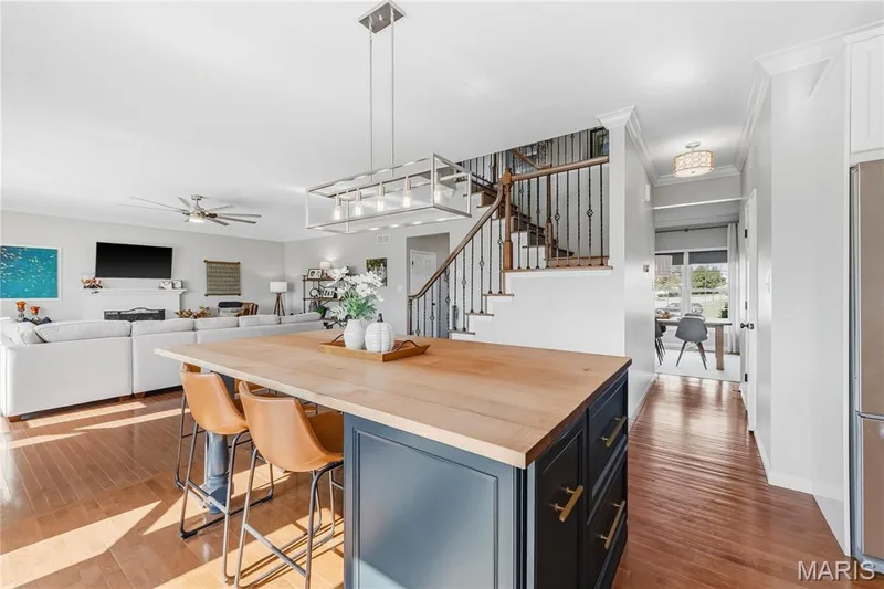 2703 Angle Gate Circle, O'Fallon, MO 63368 — listing photo 16 of 82
