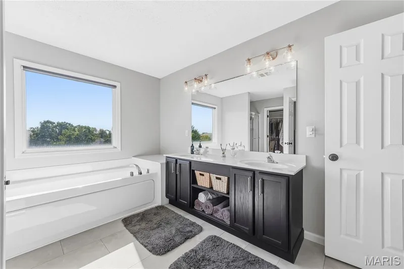 2703 Angle Gate Circle, O'Fallon, MO 63368 — listing photo 37 of 82