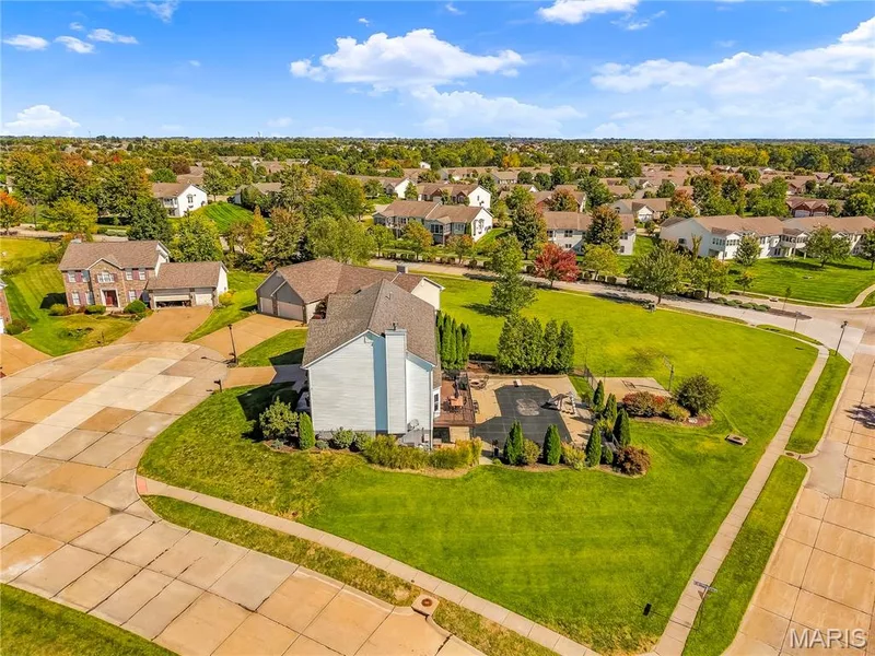 2703 Angle Gate Circle, O'Fallon, MO 63368 — listing photo 80 of 82