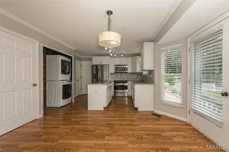 428 Chelsea Way Drive, St Charles, MO 63304 — listing photo 15 of 42
