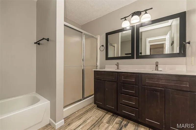 428 Chelsea Way Drive, St Charles, MO 63304 — listing photo 21 of 42