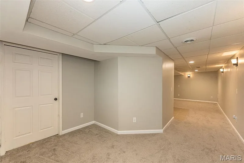 428 Chelsea Way Drive, St Charles, MO 63304 — listing photo 34 of 42