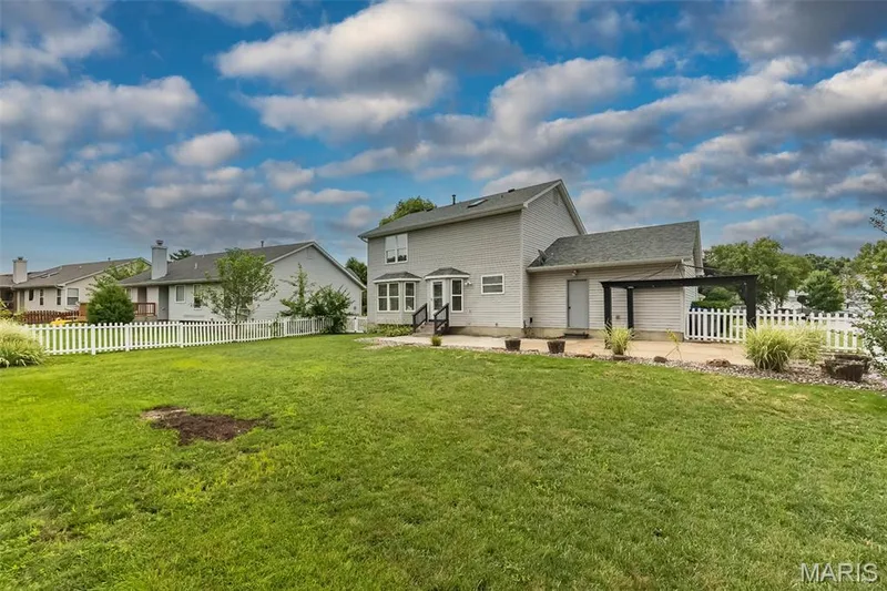 428 Chelsea Way Drive, St Charles, MO 63304 — listing photo 38 of 42