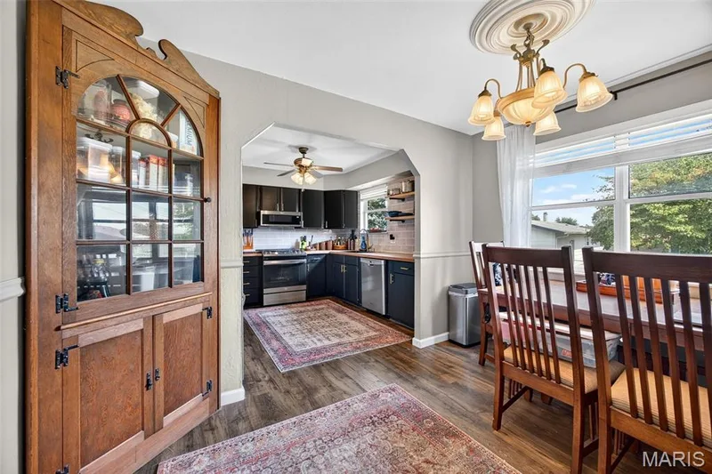 2992 Brooklands Way, St Charles, MO 63303 — listing photo 8 of 35