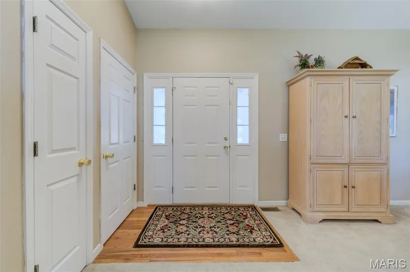 1236 Saint Matthew Avenue, O'Fallon, MO 63366 — listing photo 5 of 41