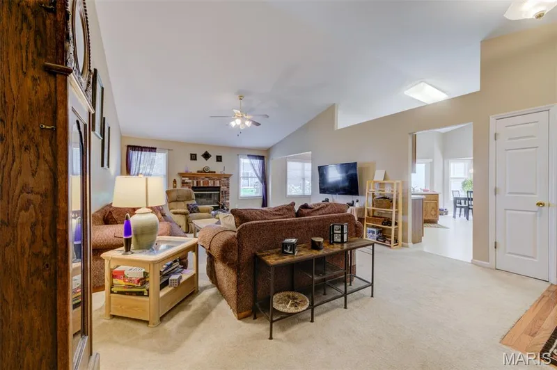 1236 Saint Matthew Avenue, O'Fallon, MO 63366 — listing photo 6 of 41