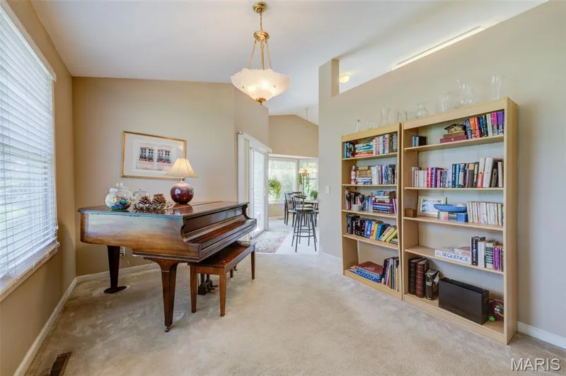1236 Saint Matthew Avenue, O'Fallon, MO 63366 — listing photo 9 of 41