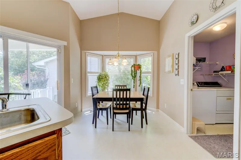 1236 Saint Matthew Avenue, O'Fallon, MO 63366 — listing photo 11 of 41