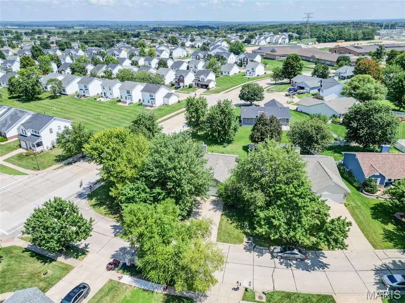 1236 Saint Matthew Avenue, O'Fallon, MO 63366 — listing photo 30 of 41