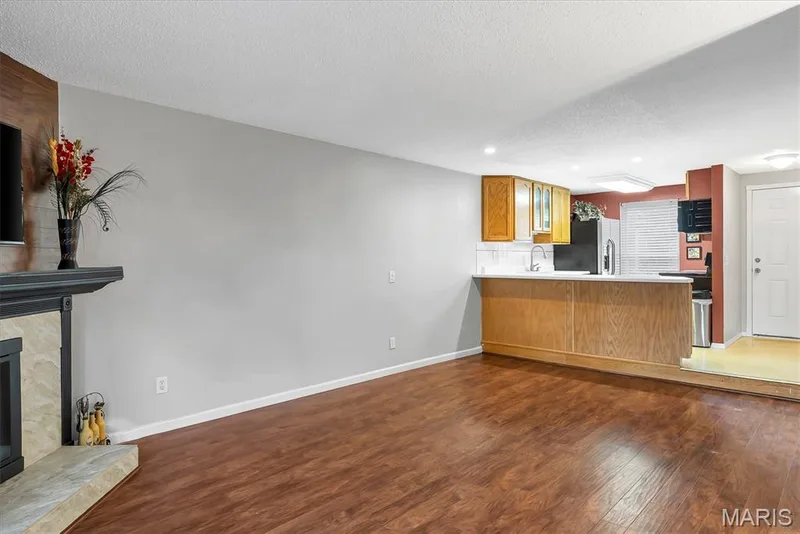 43 Breezy Knoll Lane, Lake St. Louis, MO 63367 — listing photo 16 of 40