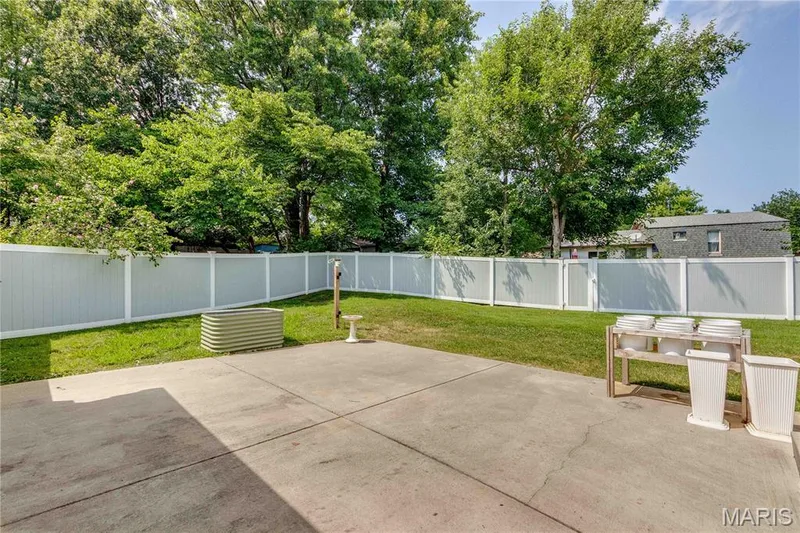11 Victoria Square, St Peters, MO 63376 — listing photo 19 of 26