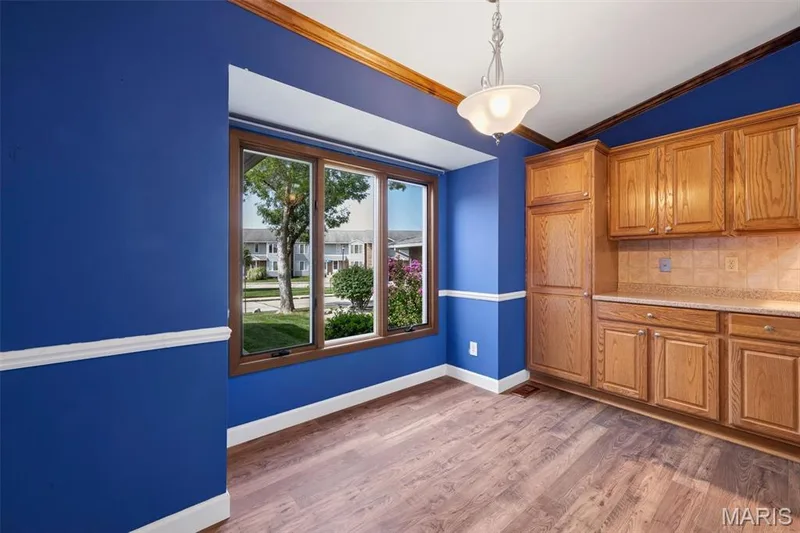 1637 Rosewall Drive #B, St Charles, MO 63303 — listing photo 5 of 33