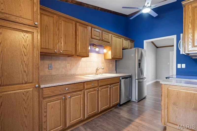 1637 Rosewall Drive #B, St Charles, MO 63303 — listing photo 6 of 33