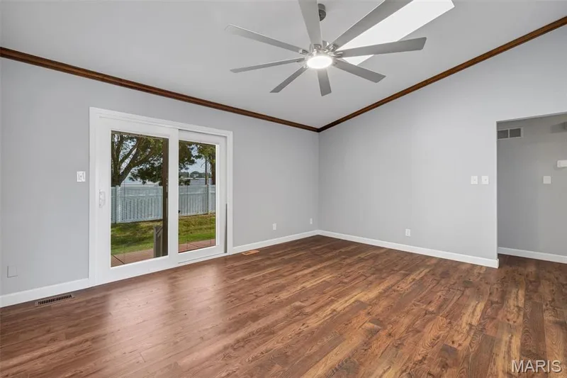 1637 Rosewall Drive #B, St Charles, MO 63303 — listing photo 10 of 33