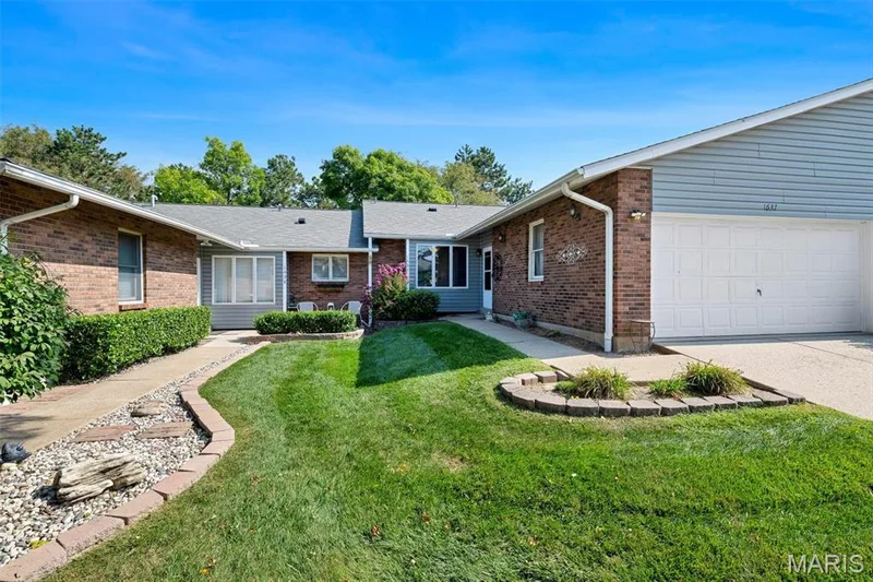 1637 Rosewall Drive #B, St Charles, MO 63303 — listing photo 33 of 33