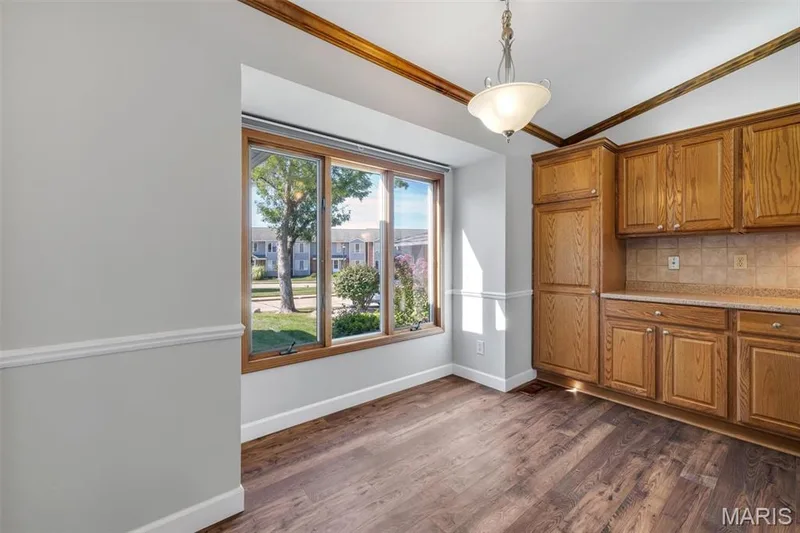 1637 Rosewall Drive #B, St Charles, MO 63303 — listing photo 6 of 38