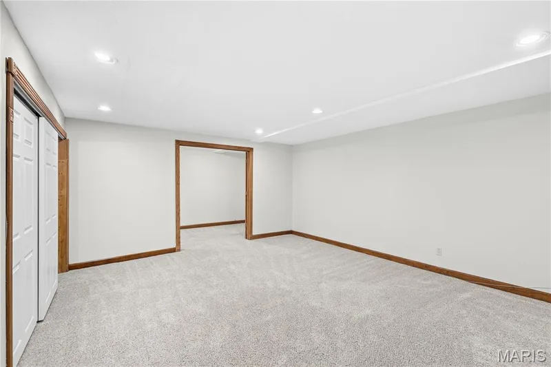 3 Harbor Point Court, Lake St. Louis, MO 63367 — listing photo 21 of 47