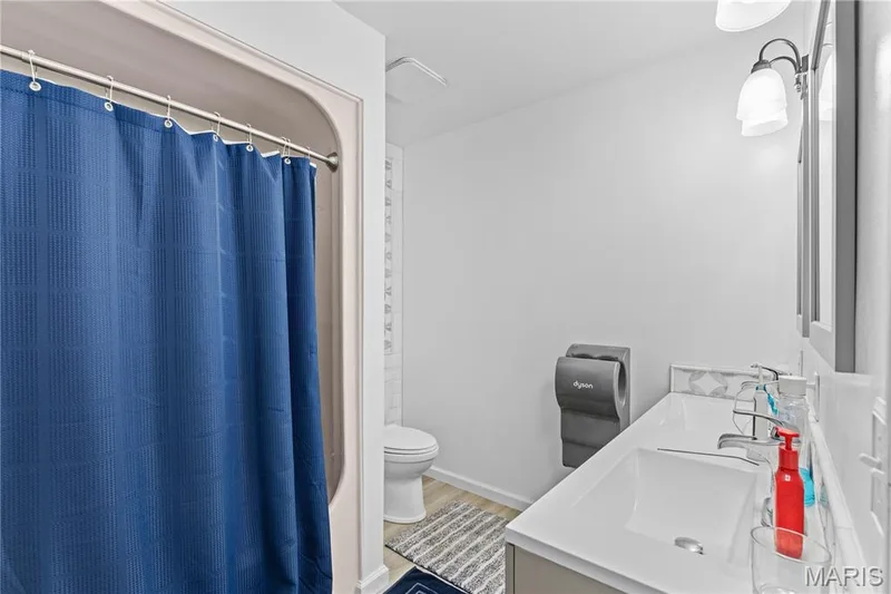 3 Harbor Point Court, Lake St. Louis, MO 63367 — listing photo 24 of 47