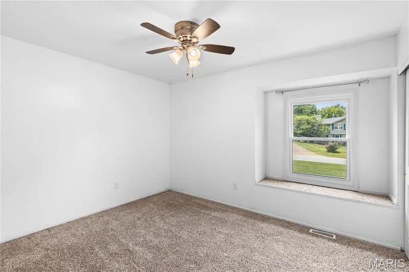 3 Harbor Point Court, Lake St. Louis, MO 63367 — listing photo 26 of 47