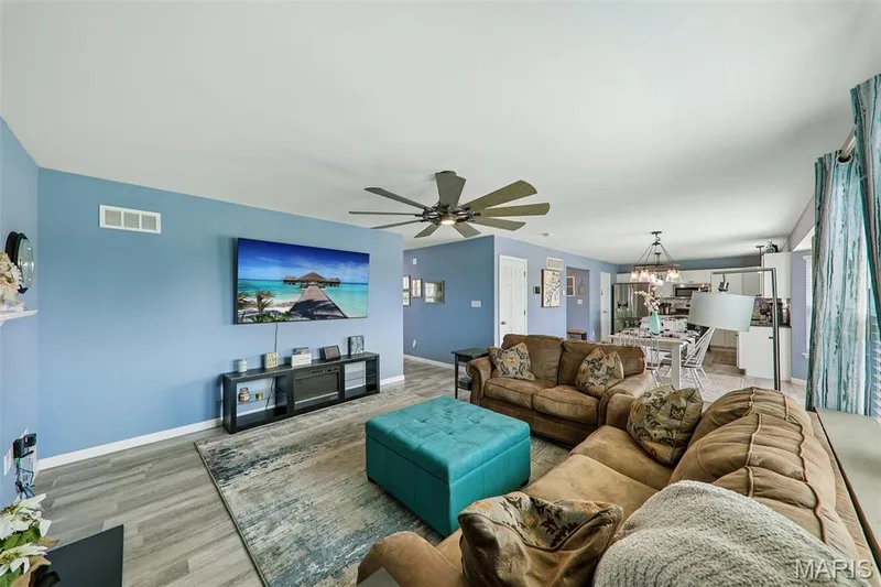110 Riverfrost Court, O'Fallon, MO 63366 — listing photo 10 of 47