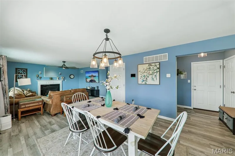 110 Riverfrost Court, O'Fallon, MO 63366 — listing photo 13 of 47