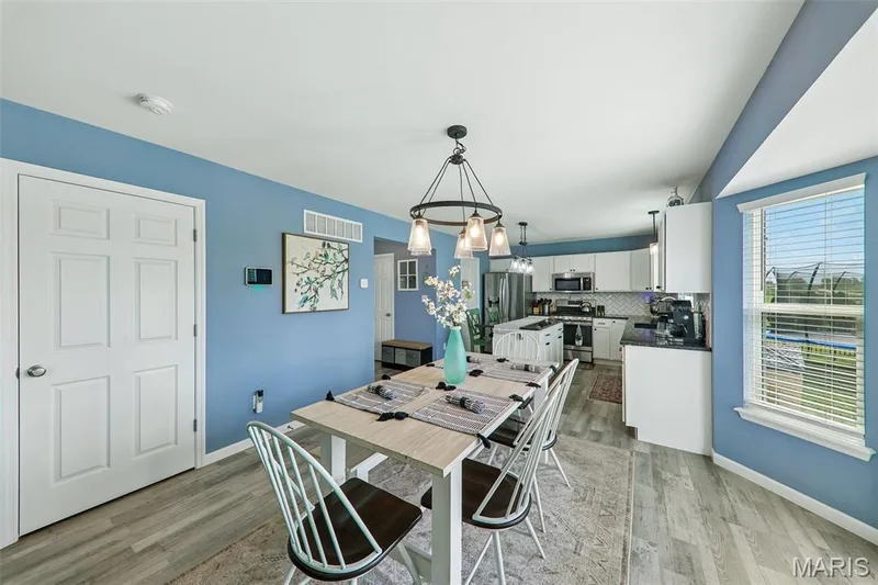 110 Riverfrost Court, O'Fallon, MO 63366 — listing photo 14 of 47