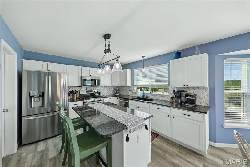 110 Riverfrost Court, O'Fallon, MO 63366 — listing photo 17 of 47