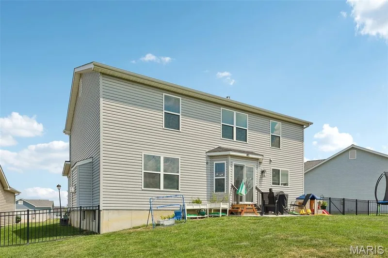110 Riverfrost Court, O'Fallon, MO 63366 — listing photo 40 of 47