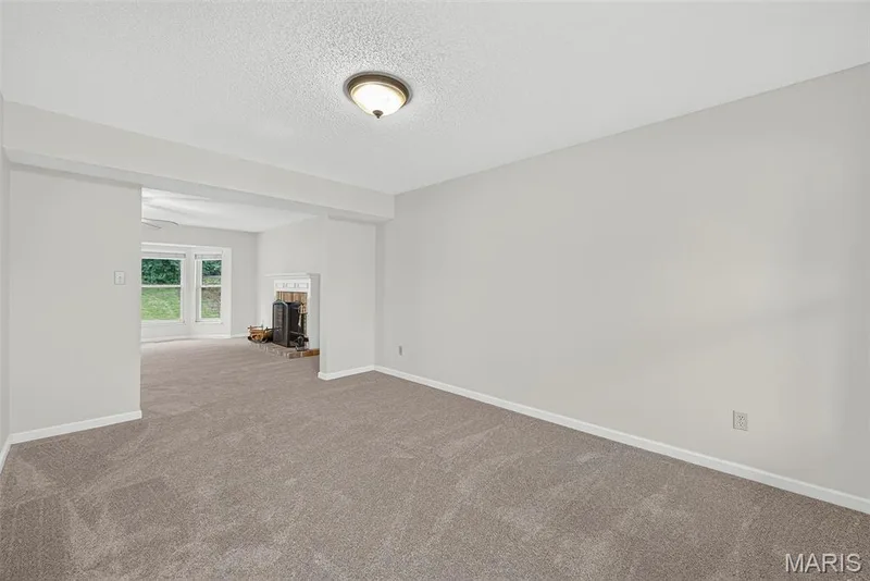 4014 Treeshadow Drive, St Peters, MO 63376 — listing photo 6 of 42