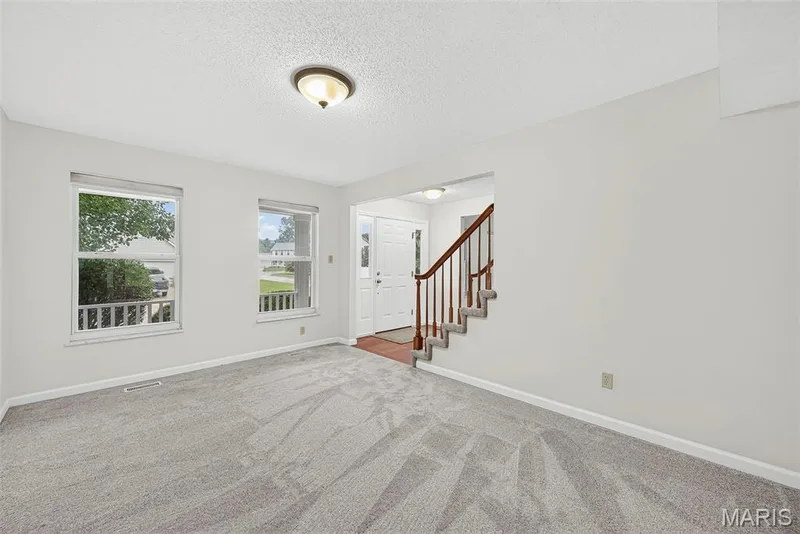 4014 Treeshadow Drive, St Peters, MO 63376 — listing photo 8 of 42