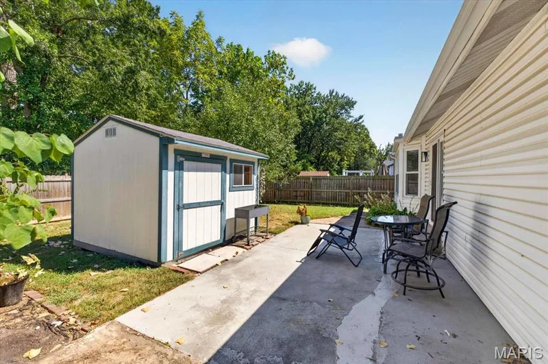 110 Barrington Drive, St Peters, MO 63376 — listing photo 39 of 46