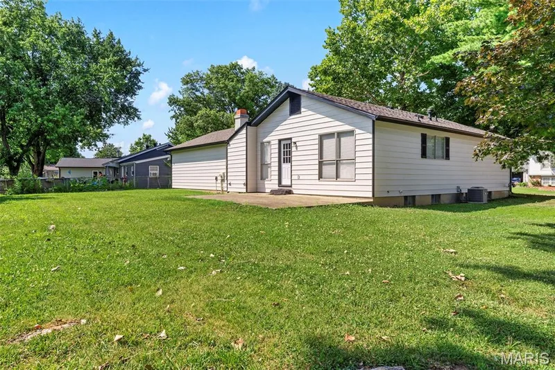 231 Laurelwood Drive, St Peters, MO 63376 — listing photo 26 of 27