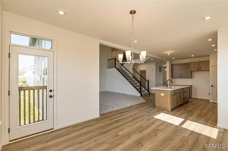 328 Kingsbarns Court, Dardenne Prairie, MO 63368 — listing photo 15 of 51