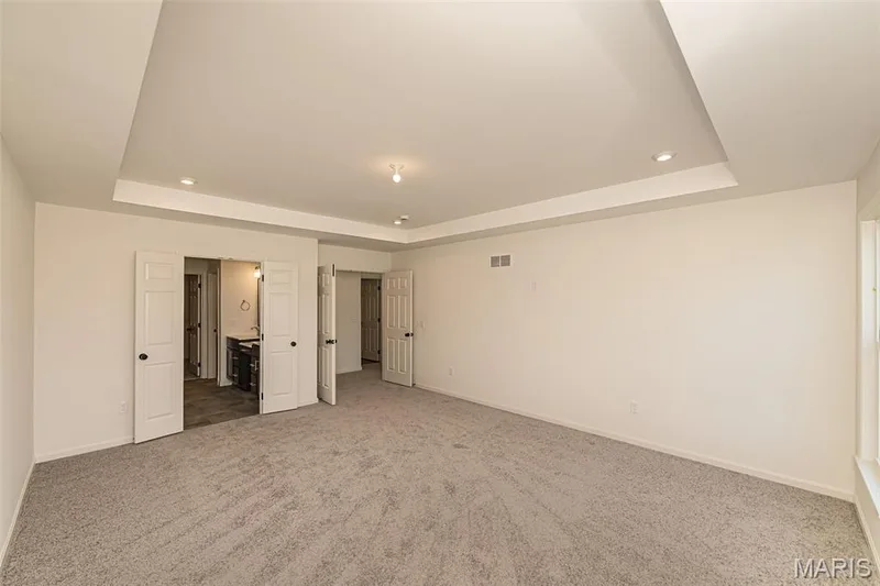 328 Kingsbarns Court, Dardenne Prairie, MO 63368 — listing photo 17 of 51