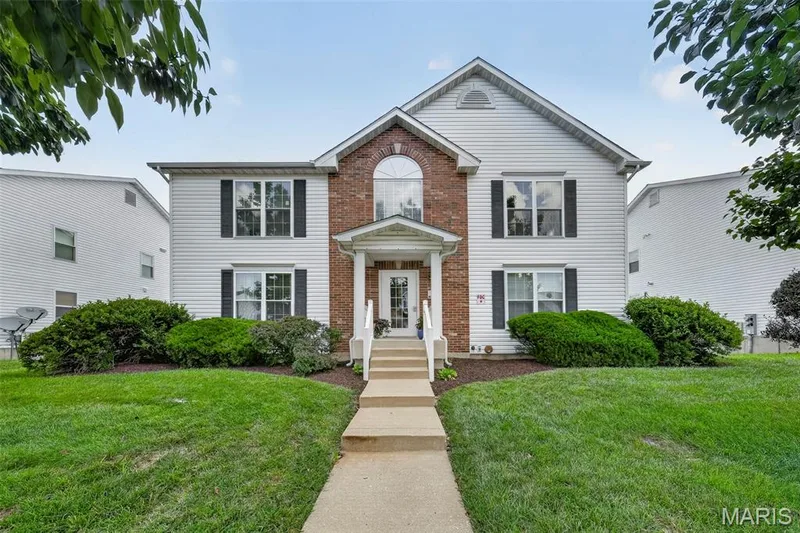 618 Homerun Drive, O'Fallon, MO — listing photo 1