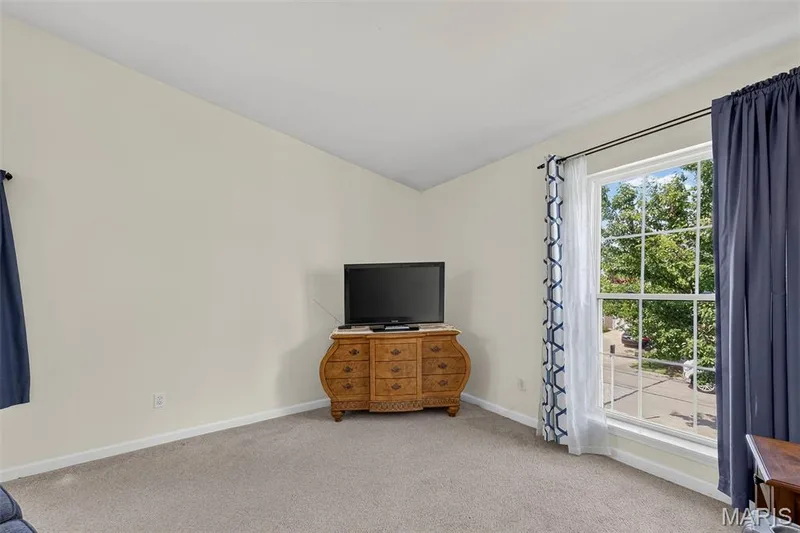618 Homerun Drive, O'Fallon, MO 63366 — listing photo 7 of 42