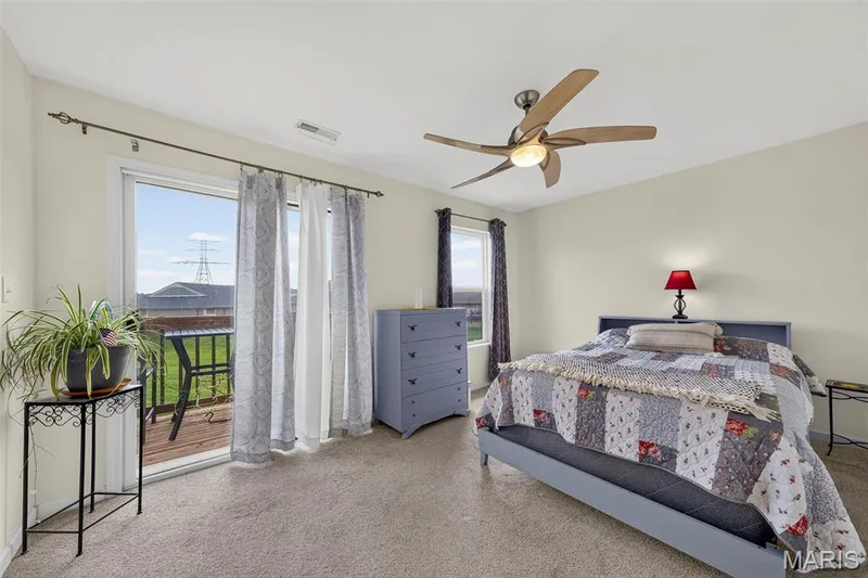 618 Homerun Drive, O'Fallon, MO 63366 — listing photo 16 of 42