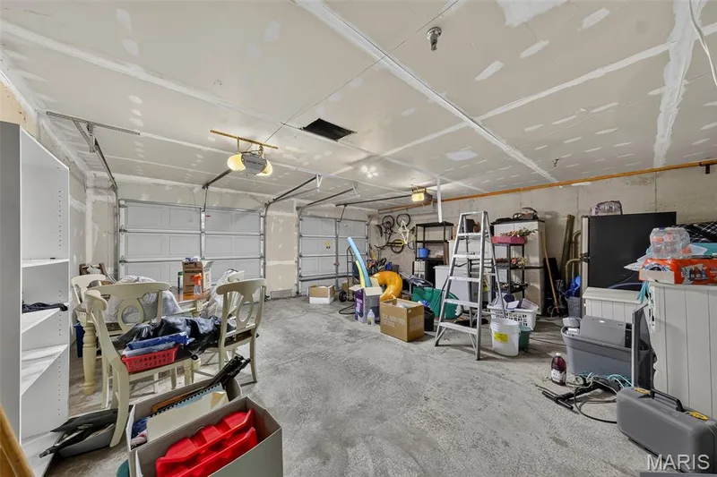 Single car garage with plenty of space. — 618 Homerun Drive, O'Fallon, MO 63366