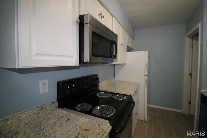 652 Summer Winds Lane #D, St Peters, MO 63376 — listing photo 7 of 18