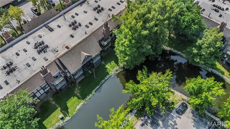 Aerial perspective — 1440 Heritage Landing #105, St Charles, MO 63303
