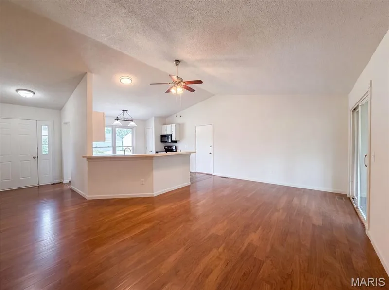 1354 Great Warrior Drive, O'Fallon, MO 63366 — listing photo 3 of 17