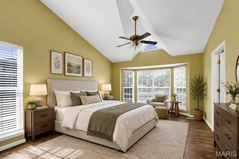 Virtually Staged — 2029 Chapel Hill Crossing, St Peters, MO 63376