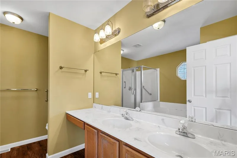 2029 Chapel Hill Crossing, St Peters, MO 63376 — listing photo 17 of 32