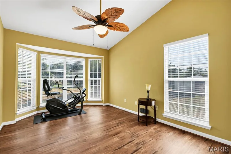 2029 Chapel Hill Crossing, St Peters, MO 63376 — listing photo 18 of 32