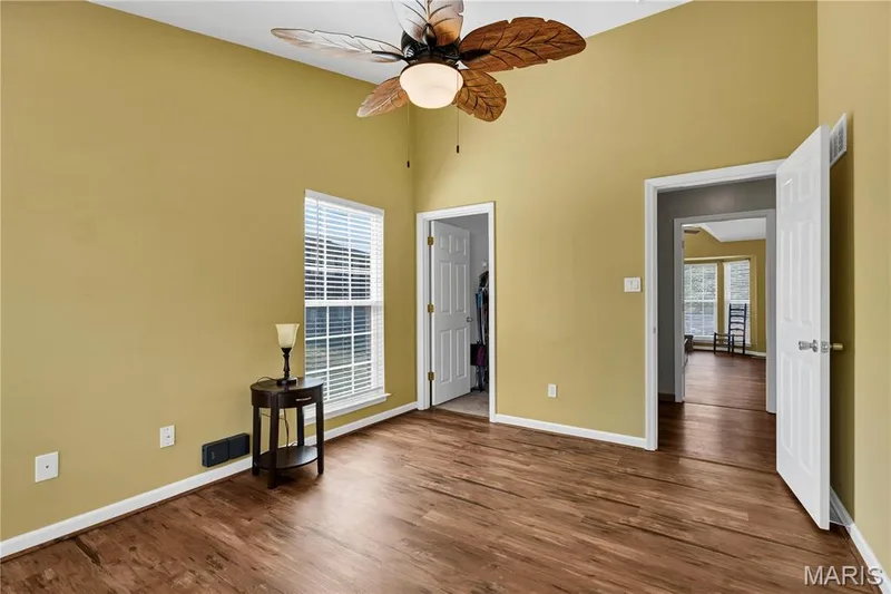 Bedroom 2 w/spacious walk-in closet — 2029 Chapel Hill Crossing, St Peters, MO 63376