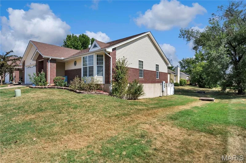 2029 Chapel Hill Crossing, St Peters, MO 63376 — listing photo 32 of 32
